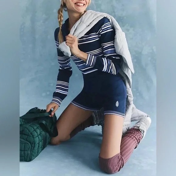 FP movement it’s cold outside playsuit M NWOT - Picture 4 of 6